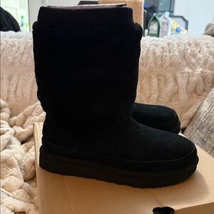 UGG Classic Short Posy Boots in Black sz7